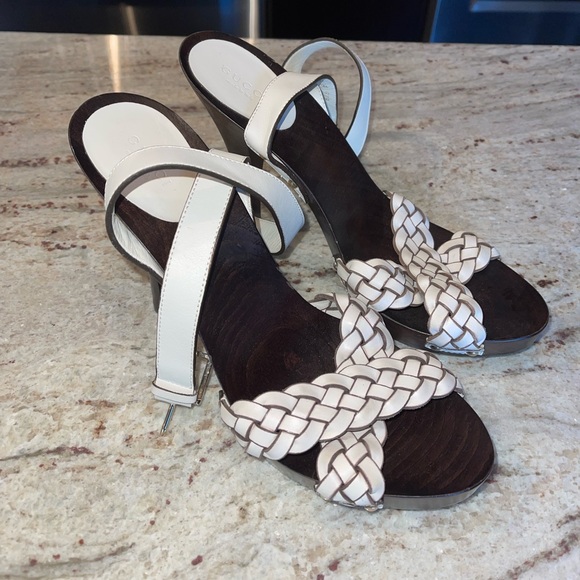 Authentic Gucci high heels size 9.5 - Picture 2 of 12